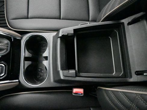 New 2026 GMC Canyon Denali AWD/4WD image 15