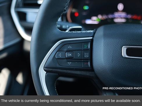 Used 2023 Jeep Grand Cherokee 4WD 4xe image 22