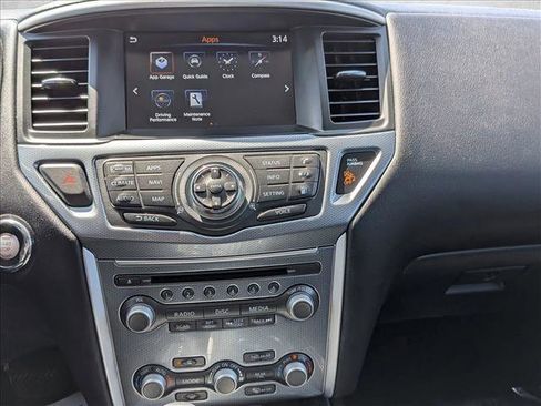 Used 2020 Nissan Pathfinder SL FWD image 11