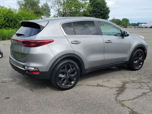 Used 2022 Kia Sportage LX w/ LX AWD Value Edition Package image 5