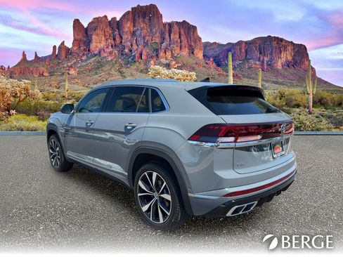 New 2026 Volkswagen Atlas Cross Sport SEL Premium R-Line AWD/4WD image 4