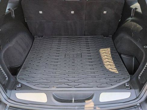 Used 2019 Jeep Grand Cherokee Limited RWD image 10