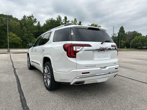 Used 2023 GMC Acadia Denali w/ Denali Ultimate Package AWD/4WD image 12