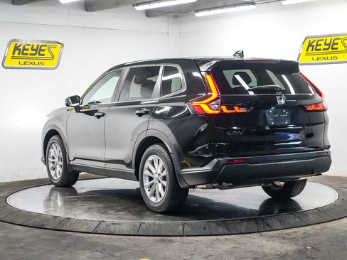 Used 2023 Honda CR-V EX-L image 2