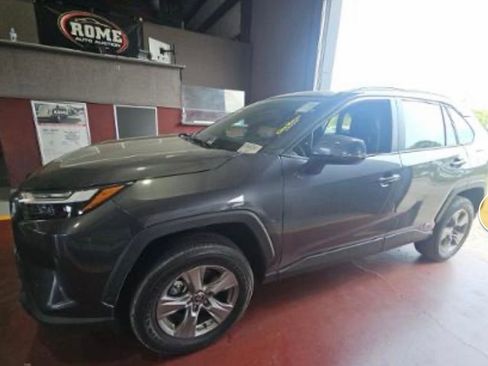 Used 2024 Toyota RAV4 XLE w/ Convenience Package AWD/4WD image 1