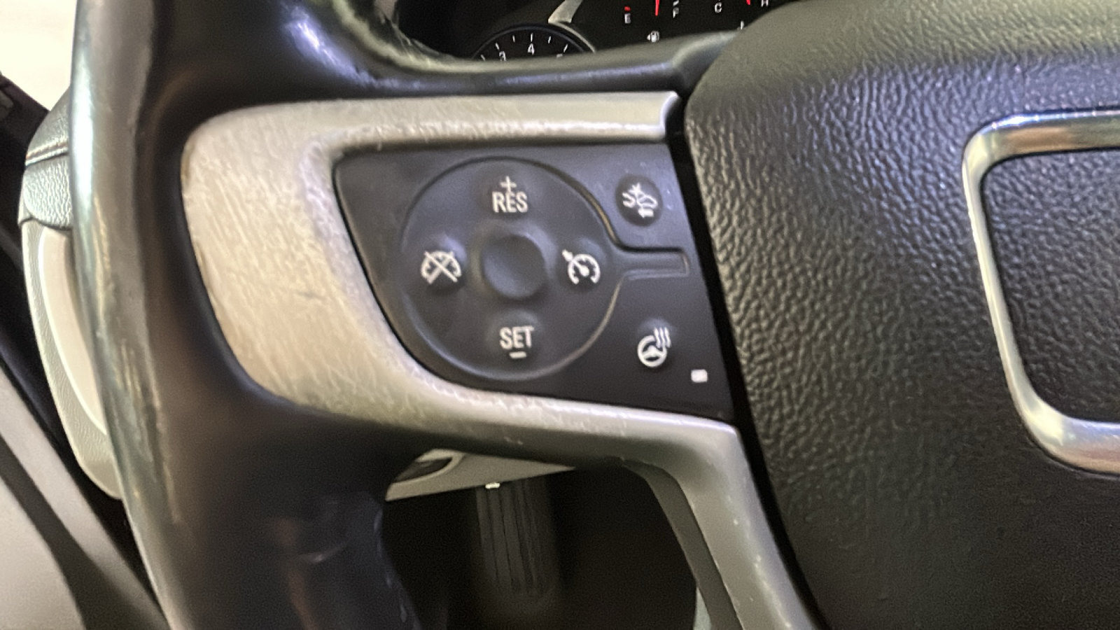 Used 2018 GMC Terrain SLT w/ Preferred Package AWD/4WD image 20