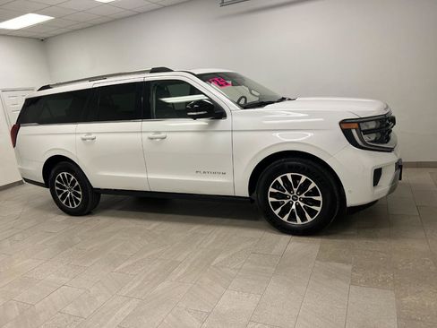 Used 2025 Ford Expedition Max Platinum AWD/4WD image 7