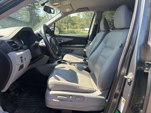 Used 2017 Honda Ridgeline RTL-T image 15