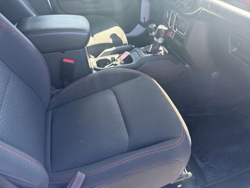 Used 2023 Jeep Wrangler Unlimited Rubicon w/ Xtreme 35 Tire Package AWD/4WD image 28