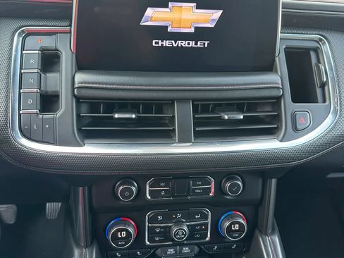 Used 2021 Chevrolet Tahoe RST w/ Luxury Package RWD image 28