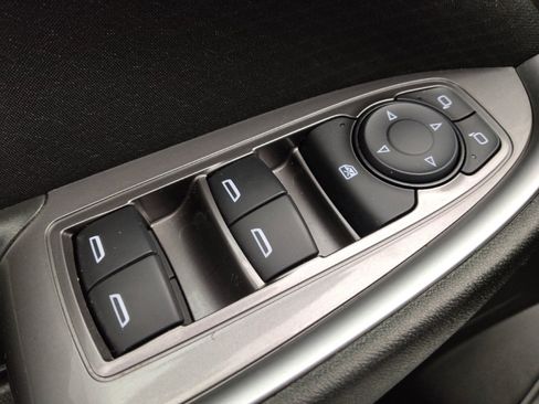 Used 2025 Chevrolet Malibu LS FWD image 27