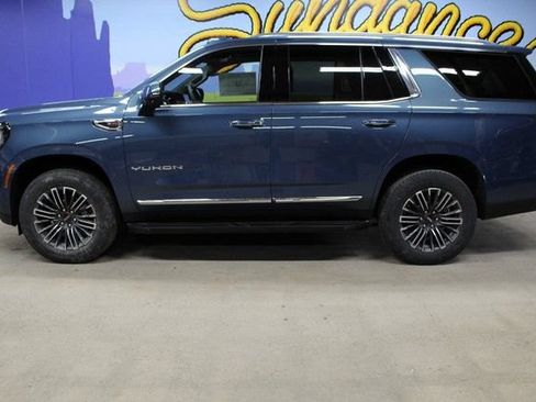 New 2026 GMC Yukon Elevation w/ Elevation Premium Package AWD/4WD image 8