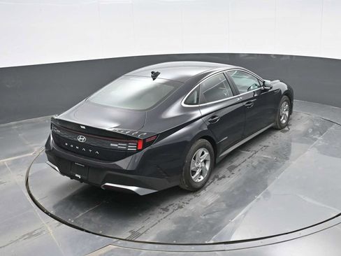 Used 2025 Hyundai Sonata SE FWD image 28