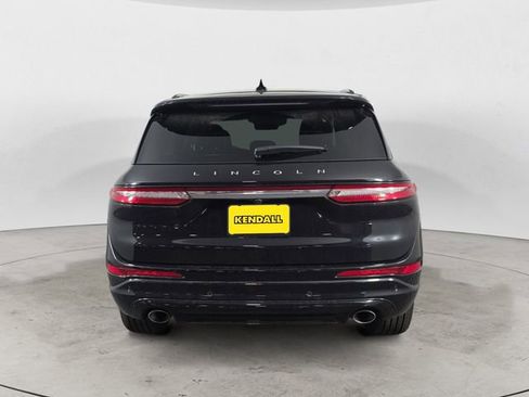 Used 2025 Lincoln Corsair Reserve w/ Equipment Group 202A AWD/4WD image 4