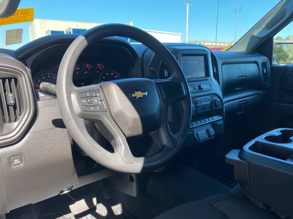 Used 2026 Chevrolet Silverado 1500 Custom RWD image 13