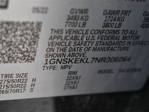 Used 2022 Chevrolet Suburban RST w/ Sport Performance Package image 37