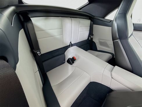 Used 2026 Porsche 911 Carrera 4S image 31