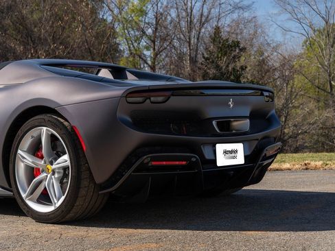 Used 2023 Ferrari 296 GTS RWD image 22