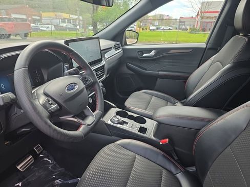 Certified 2024 Ford Escape ST-Line w/ Tech Pack #1 AWD/4WD image 14