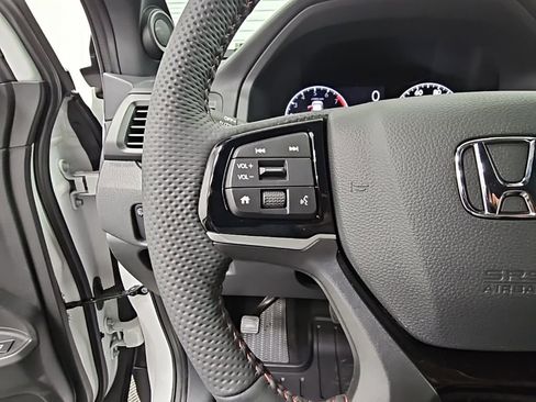 New 2026 Honda Ridgeline Black Edition image 27