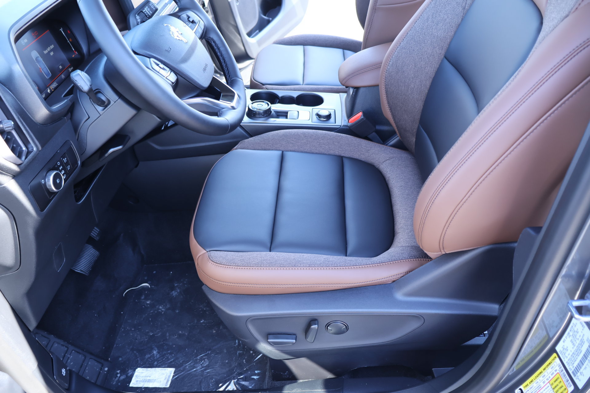 New 2026 Ford Bronco Sport Outer Banks AWD/4WD image 11