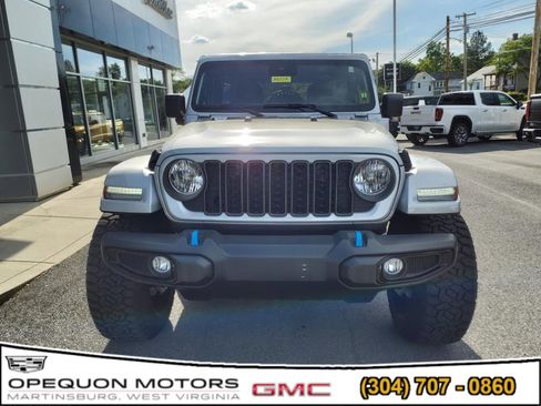 Used 2024 Jeep Wrangler Sport S w/ Convenience Group image 4