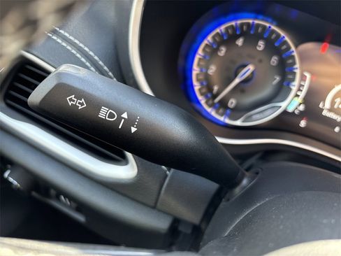 New 2026 Chrysler Pacifica Select w/ S Appearance Package image 26