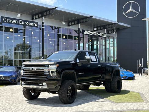 Used 2021 Chevrolet Silverado 3500 High Country AWD/4WD image 1