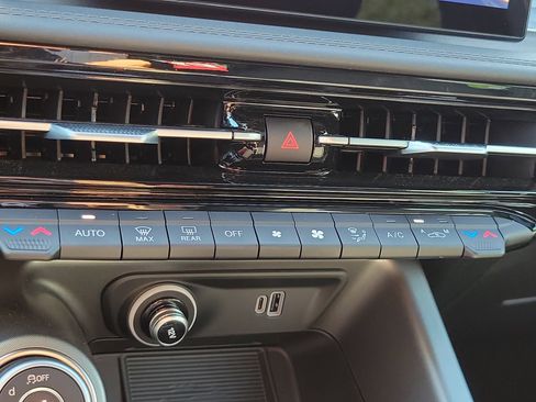 Used 2024 Alfa Romeo Tonale Veloce image 23