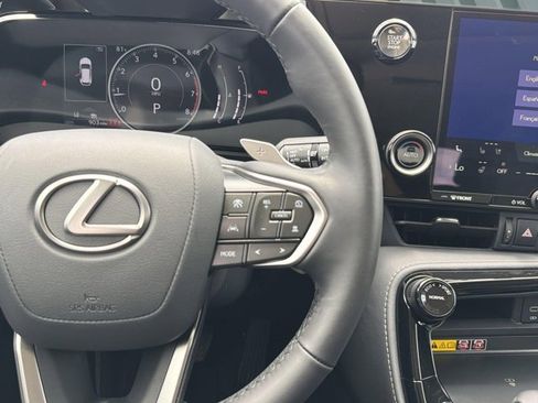 Certified 2026 Lexus NX 350 AWD w/ Accessory Package (Z2) image 17