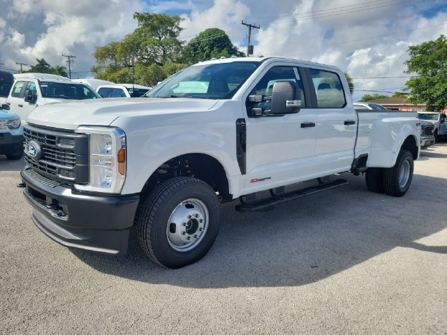 New 2027 Ford F350 XL AWD/4WD image 2