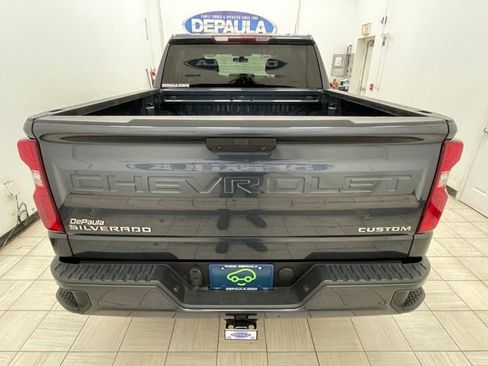 Used 2019 Chevrolet Silverado 1500 Custom w/ Custom Value Package AWD/4WD image 19