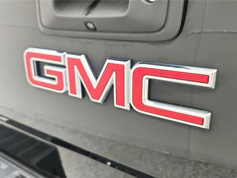 Used 2017 GMC Sierra 1500 Denali AWD/4WD image 16