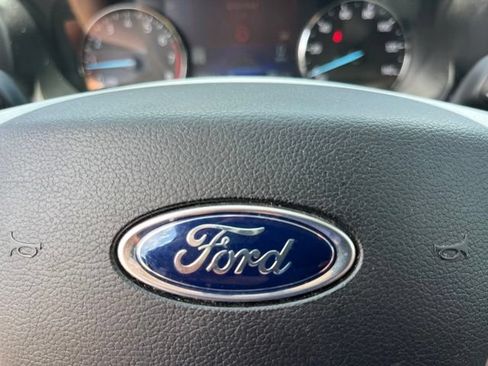 Used 2021 Ford Explorer XLT w/ Equipment Group 202A RWD image 27