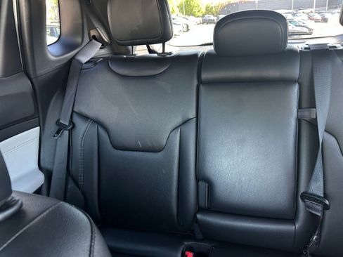 Used 2025 Jeep Compass Limited AWD/4WD image 34