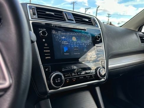 Used 2019 Subaru Outback 2.5i Premium image 18