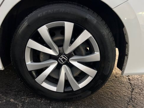 Used 2022 Honda Civic LX image 34