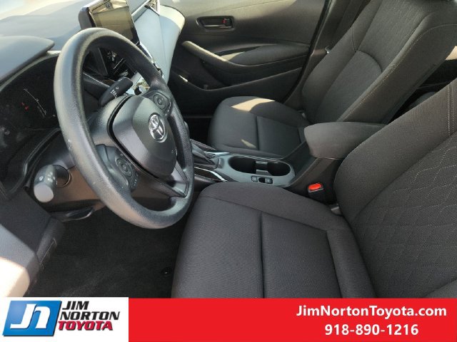 Used 2026 Toyota Corolla LE FWD image 13