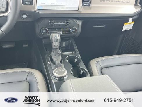 New 2026 Ford Bronco Outer Banks AWD/4WD image 15