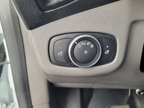 Used 2020 Ford Transit Connect XL FWD image 25