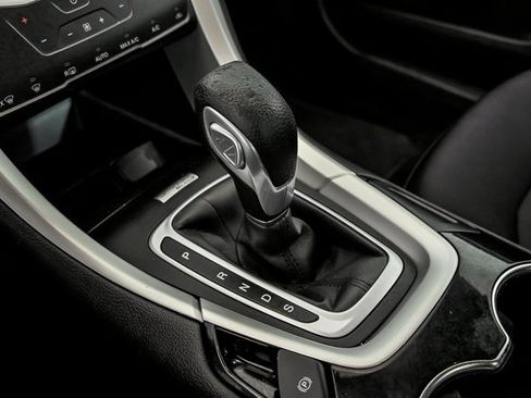 Used 2014 Ford Fusion SE image 20