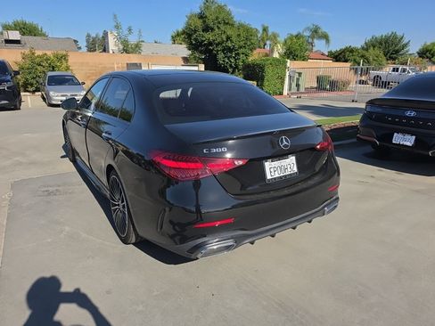 Used 2023 Mercedes-Benz C 300 Sedan image 4