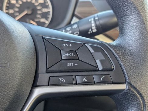 Used 2023 Nissan Altima 2.5 SV image 17