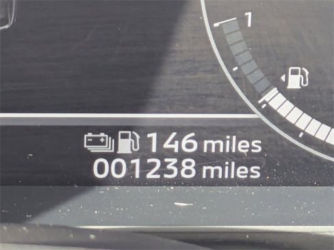 New 2025 Mitsubishi Outlander ES image 32