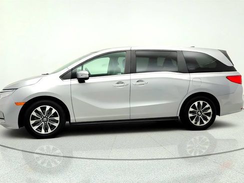 Used 2023 Honda Odyssey EX-L image 8
