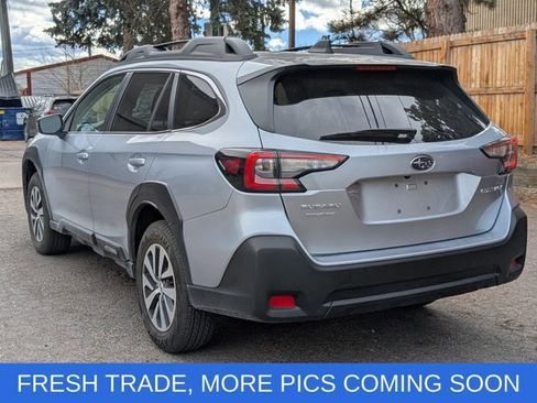 Used 2023 Subaru Outback Premium image 6