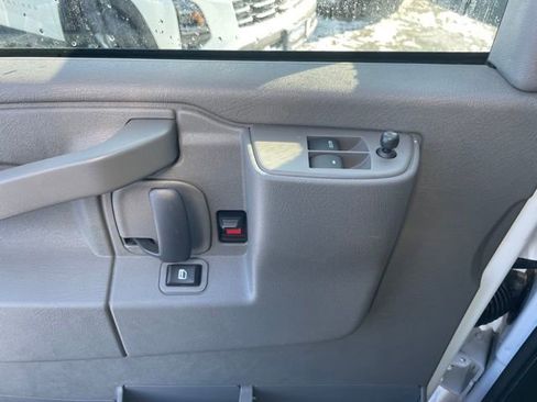 New 2025 Chevrolet Express 3500 Work Van w/ Power Convenience Package image 8