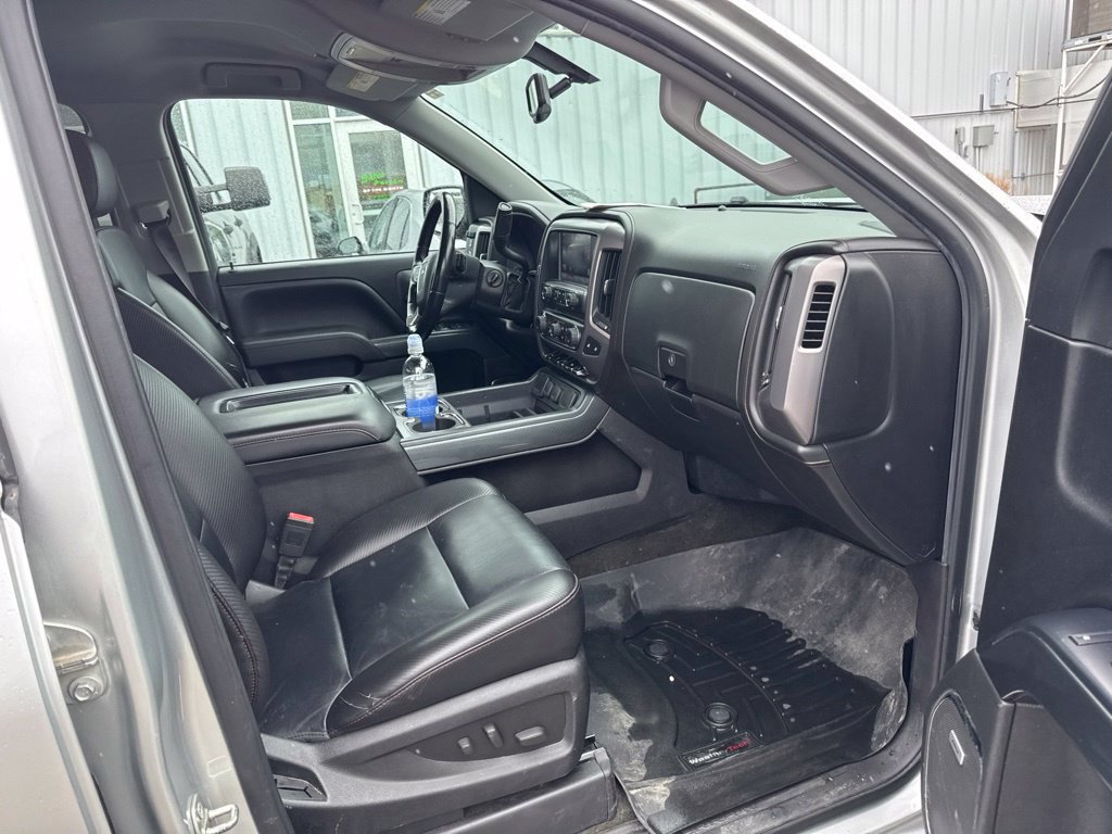 Used 2014 GMC Sierra 1500 SLT w/ All-Terrain Package AWD/4WD image 13