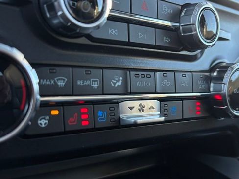 New 2026 Ford F250 Lariat w/ Lariat Ultimate Package image 38