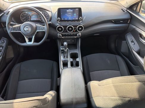 Used 2024 Nissan Sentra SV FWD image 18